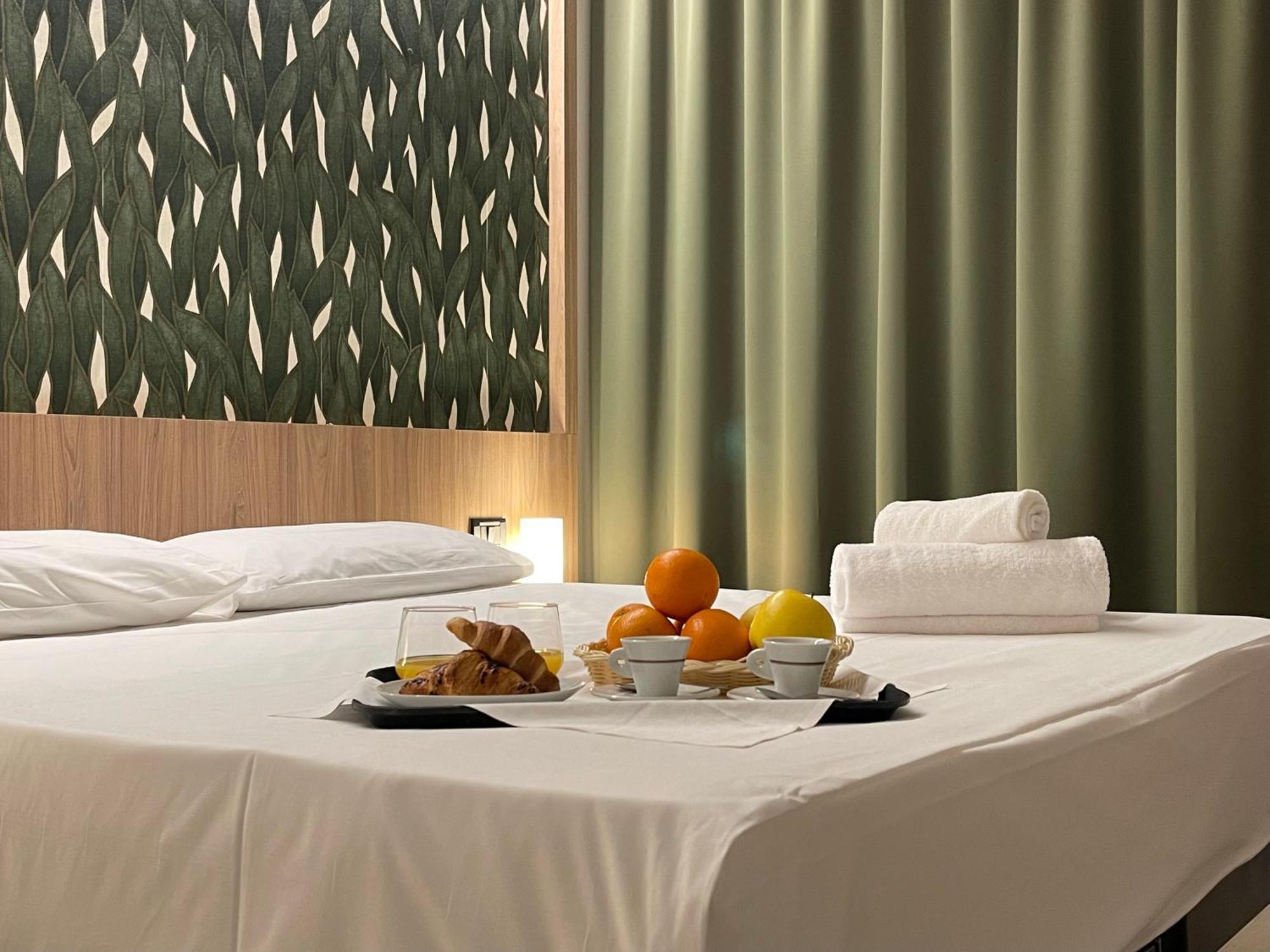 Aquasole Otel Mercallo Dış mekan fotoğraf